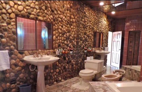 Epworth Villa | Quiet oceanfront suite with private balcony at Rockcliff. Minutes to Ocho Rios