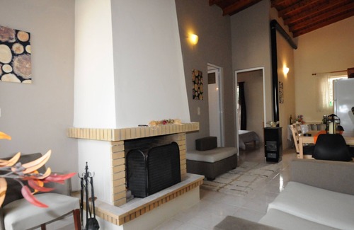Agii Apostoli House | QUIET RESIDENCE " ROSSA 18"