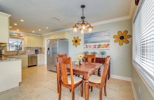 Southgate House | Quiet Sarasota Retreat - 6 Mi to Siesta Key Beach!