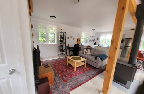 Killaloe Cabin | Quiet spacious 2 story lodge for private party