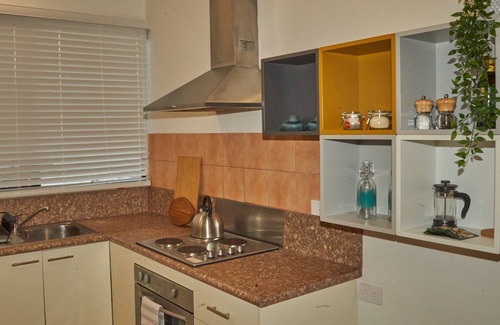 Cable Beach Apartment | Quiet Studio Hideaway 5 minutes Walk to Cable Beach