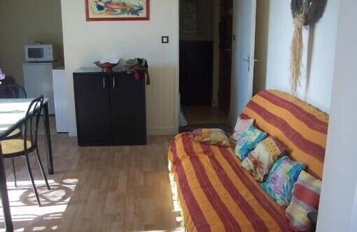 Bagneres-de-Bigorre Apartment | Quiet sunny apartment near the spa town center