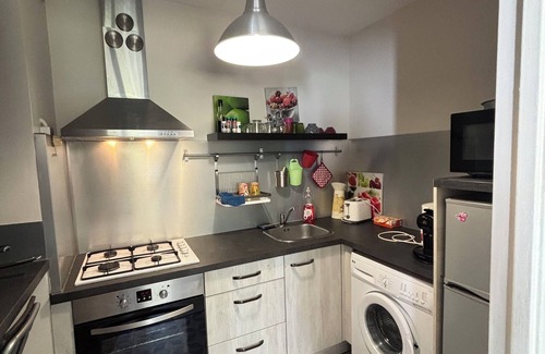 Blatin Apartment | Quiet T1 near the center