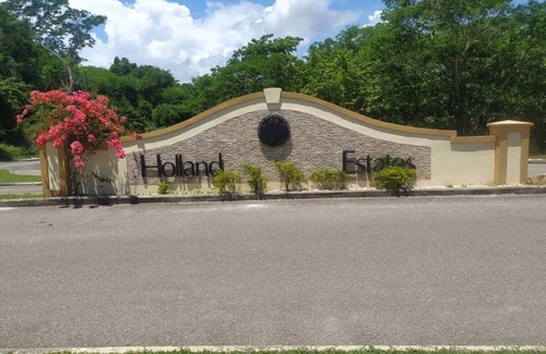 Falmouth House | Quiet Vacation Home In Jamaica Martha Brae Trelawny. Jamaica Rental Getaway