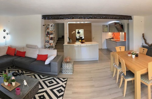Boulouris-sur-Mer Villa | Quiet villa with swimming pool, 10 min walk from the sea.