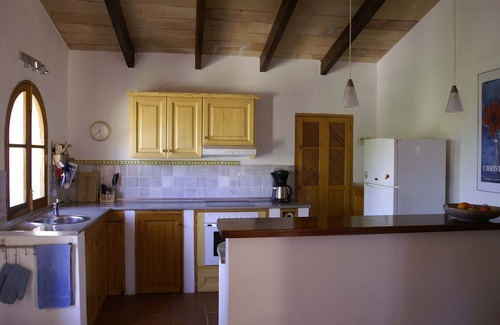 Montuiri House | Quietly located natural stone finca with guest house pool + garden for 6 people