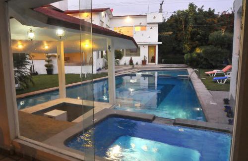 Cacahuamilpa House | Quinta Celeste