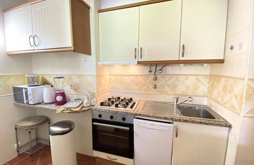 Branqueira Apartment | Quinta DA Balaia Garden by Homing