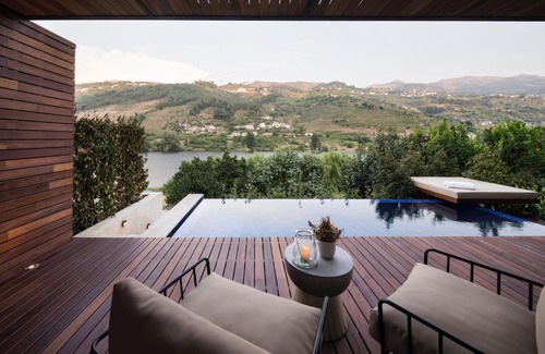Mesao Frio House | Quinta de S.Bernardo - Winery & Farmhouse