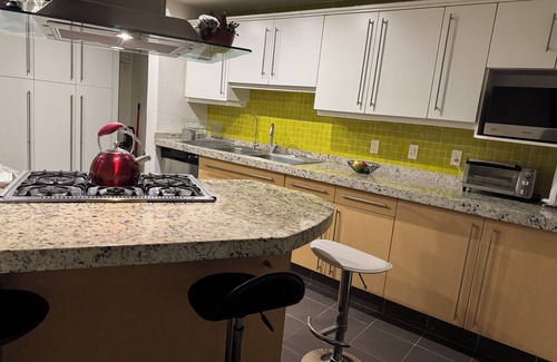 Granada Condo | Quite and tasteful condo in Polanco, Mexico City