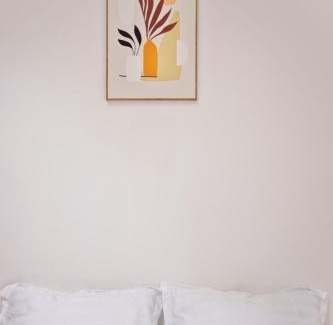 Hang Bo House | Quite Room In Old Quarter with Netflix and Free Laundry 4thFloor