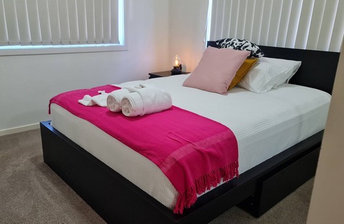 Bruce Apartment | Qure Restaurant & Apartments