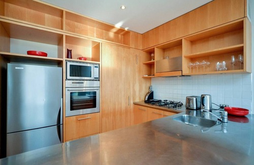 Auckland Central Business District Apartment | QV Luxury Waterfront Apartment - (317)