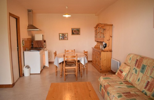 Chambon-sur-Lac Apartment | Résidence 'Aux Sources de la Vallée Verte' - Apartment 4 - Cosy