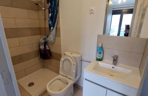 Longjumeau House | Résidence de la gare, chambre meublée