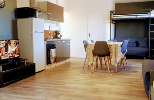 Saint-Laurent-sur-Sevre House | Résidences du Palmier