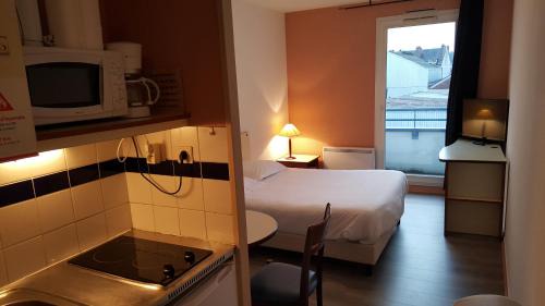 Margny-les-Compiegne Apartment | Résidence Hôtelière Poincaré