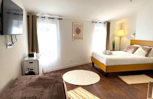 Ruelle-sur-Touvre Apartment | Résidence La Ruelle Secrete - 5 studios -
