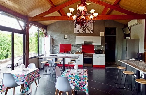 Uzerche House | Résidence le 11B