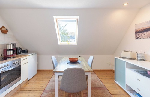 Rodemis Apartment | Römser Stübchen vacation apartment in Husum for up to 2 people