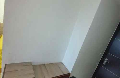 El Cangrejo Apartment | R.1111 Estudio ejecutivo, práctico, en el centro.