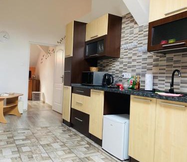 15th District Apartment | R-Andi fészek