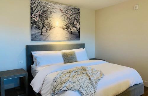 Downtown Napa Hotel | R Inn Napa