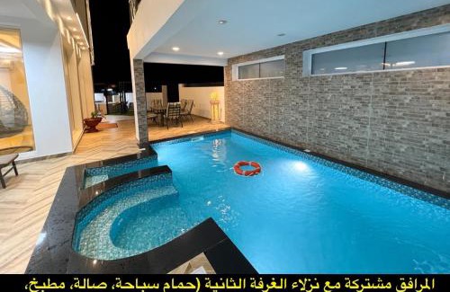 Bidiya House | R61 Sunset Chalet