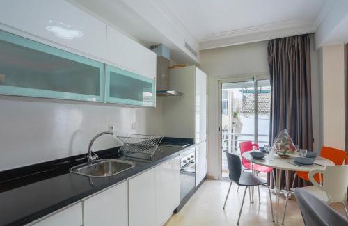 Racine Apartment | Racine appartement near twin center #heart of town