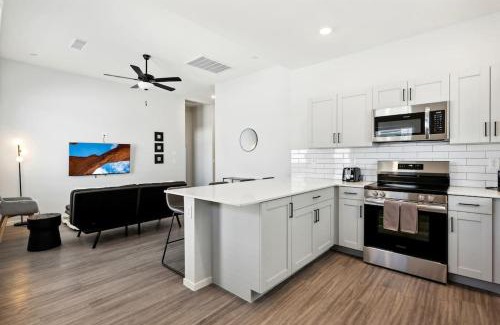 Casa Grande Apartment | Radiance Reverie Home in Casa Grande with Pool,BBQ