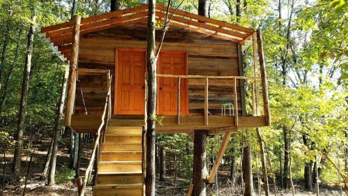 Grandview House | Radiant Forest Vacation Rental Haven Near Piney River, Tennessee