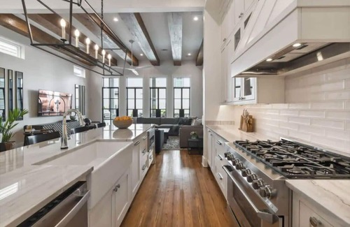 Faubourg Lafayette House | Radiant New Construction | Heated Pool & Spa