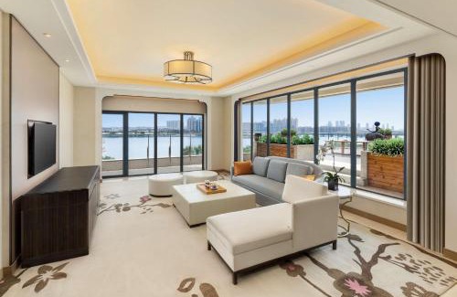 Caidian District Hotel | Radisson Blu Hotel Wuhan ETD Zone