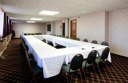 Northwestern Precinct Hotel | Radisson Hotel St Paul Downtown