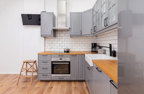 Wesoła Zachod Apartment | Radziwillowska 19 | 2 Bedrooms | Close to Center