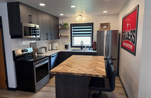 Orange City House | Raider Roost-Putting Green/Fire Pit/Game Room Close to NWC & Downtown!