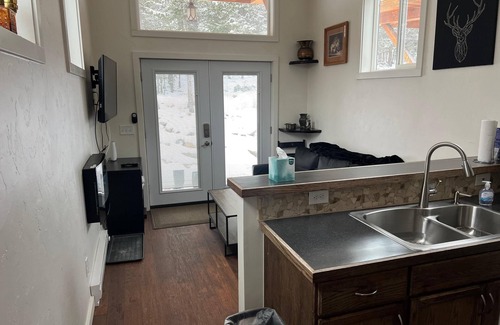 Lawson Cabin | Railway Cabin at Base Camp
