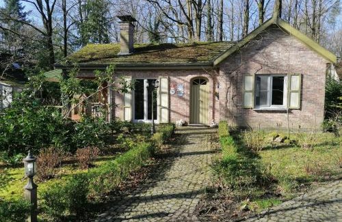 Ursel House | Rainbow Lodge