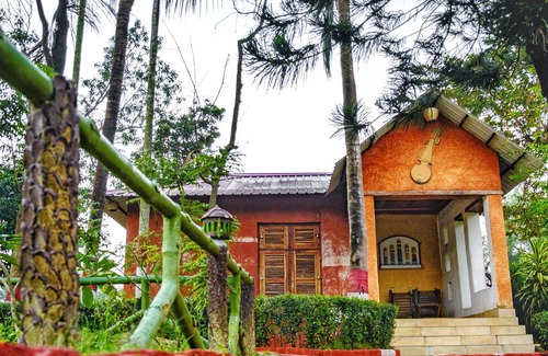 Ilam Bazar Hotel | Raktokorobi Karu Gram