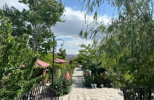 Ararat Province Hotel | Ralina Restaurant and Hotel