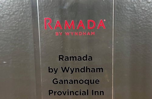 Gananoque Hotel | Ramada by Wyndham 1000 Islands/Gananoque