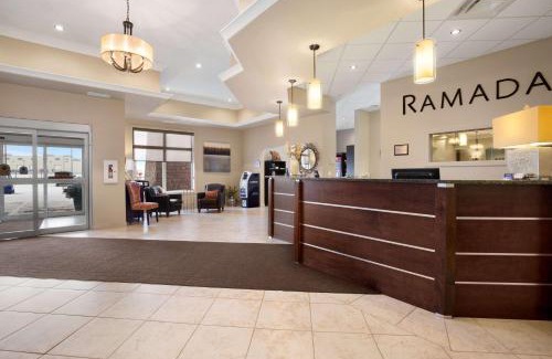 Emerald Park Hotel | Ramada by Wyndham Emerald Park/Regina East