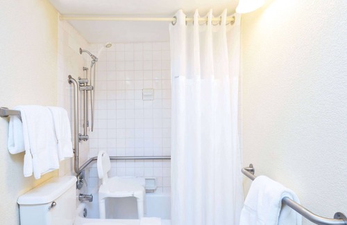 Pikesville Hotel | Ramada by Wyndham Pikesville/Baltimore North