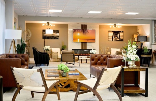 Whitfield Hotel | Ramada by Wyndham Sarasota Waterfront