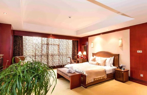 Dazu County Hotel | Ramada Plaza by Wyndham Chongqing West
