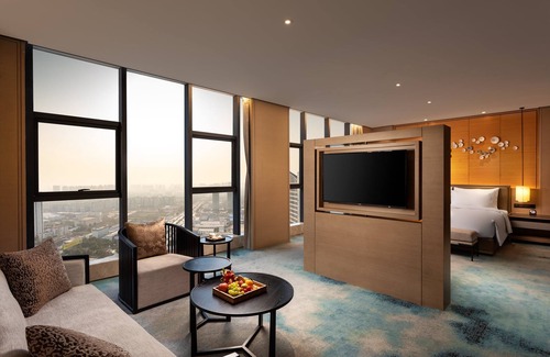 Xiangzhou District Hotel | Ramada Plaza Wyndham Xiangyang Xiangzhou