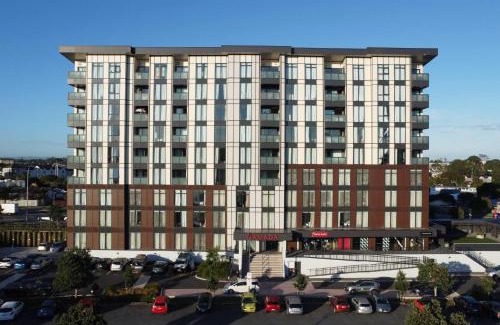 Manurewa Hotel | Ramada Suites by Wyndham Auckland Manukau Pacfic Centre