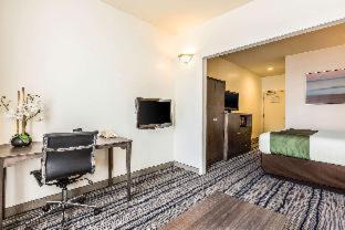 Mission Valley Hotel | Ramada Suites by Wyndham San Diego Hotel Circle Area