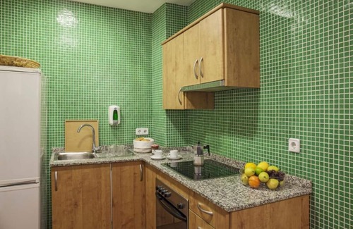El Raval House | Ramblas Downtown! Perfect for big groups!