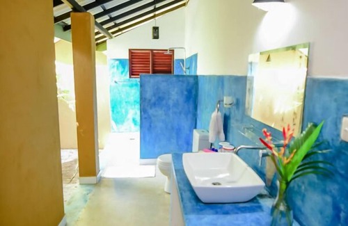 Ekala Bed & Breakfast | Randoni Villa